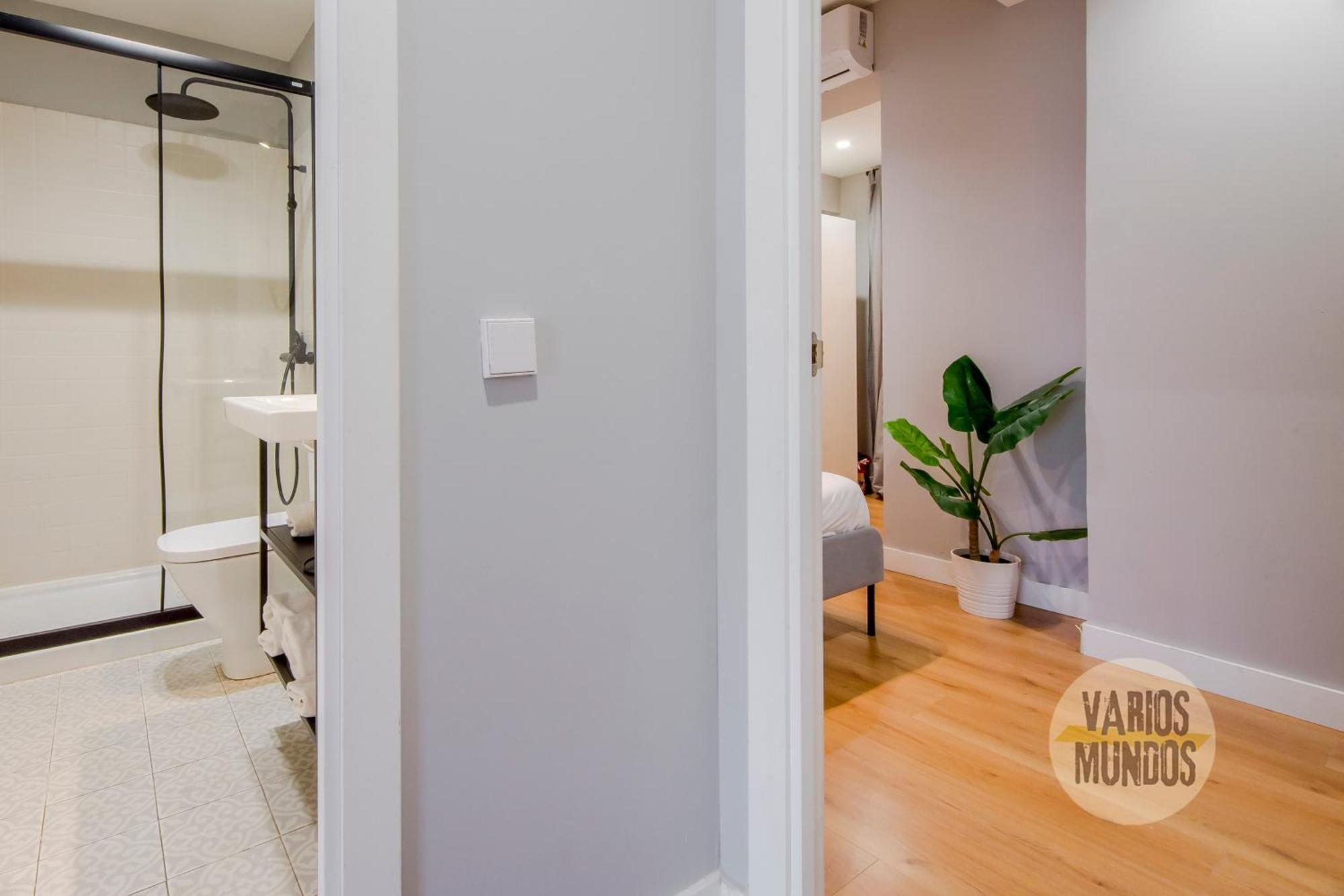 Modern Apt & Cool Interior Design A 20 Metros Del Retiro E1 Мадрид Экстерьер фото