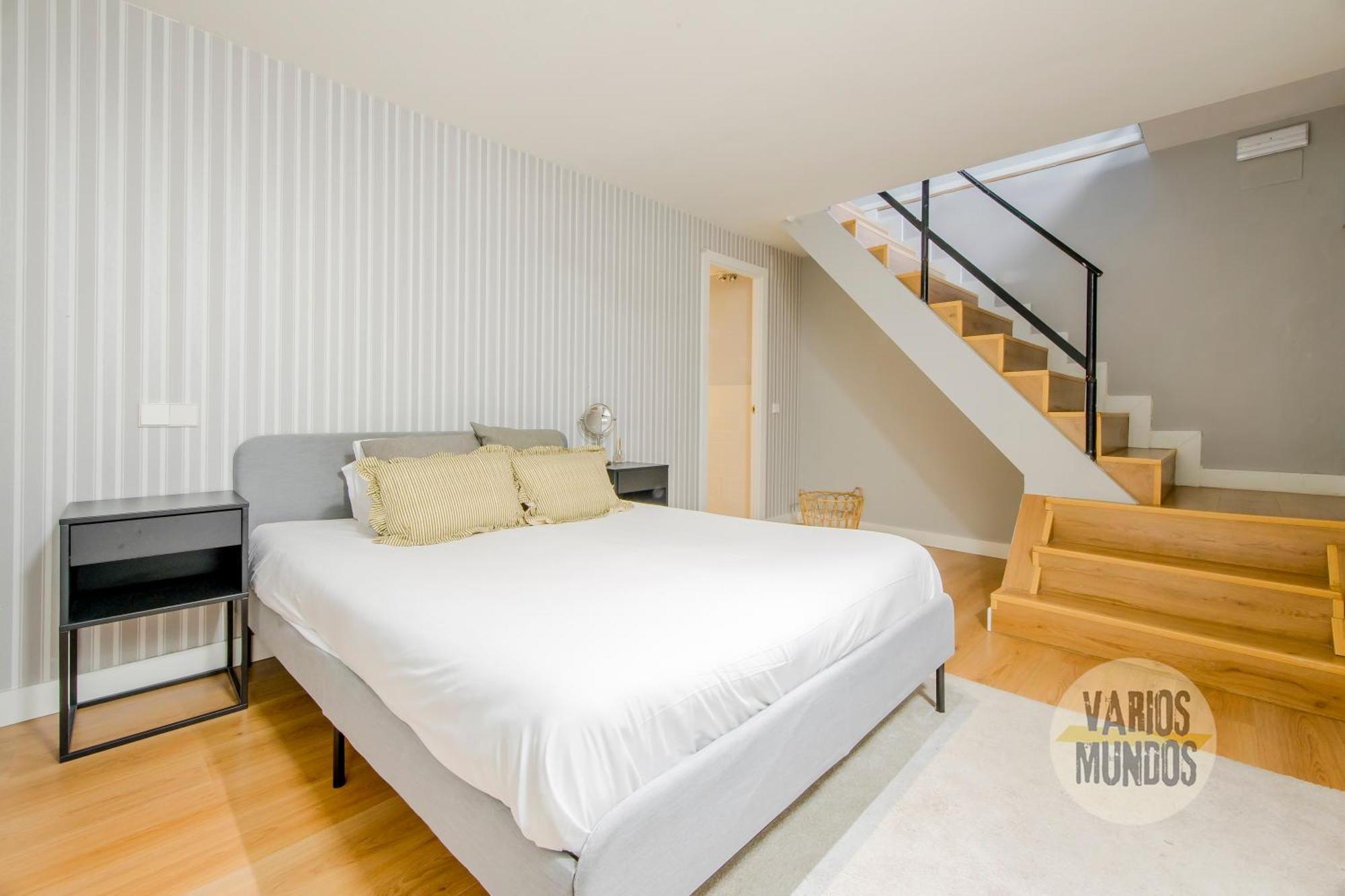 Modern Apt & Cool Interior Design A 20 Metros Del Retiro E1 Мадрид Экстерьер фото