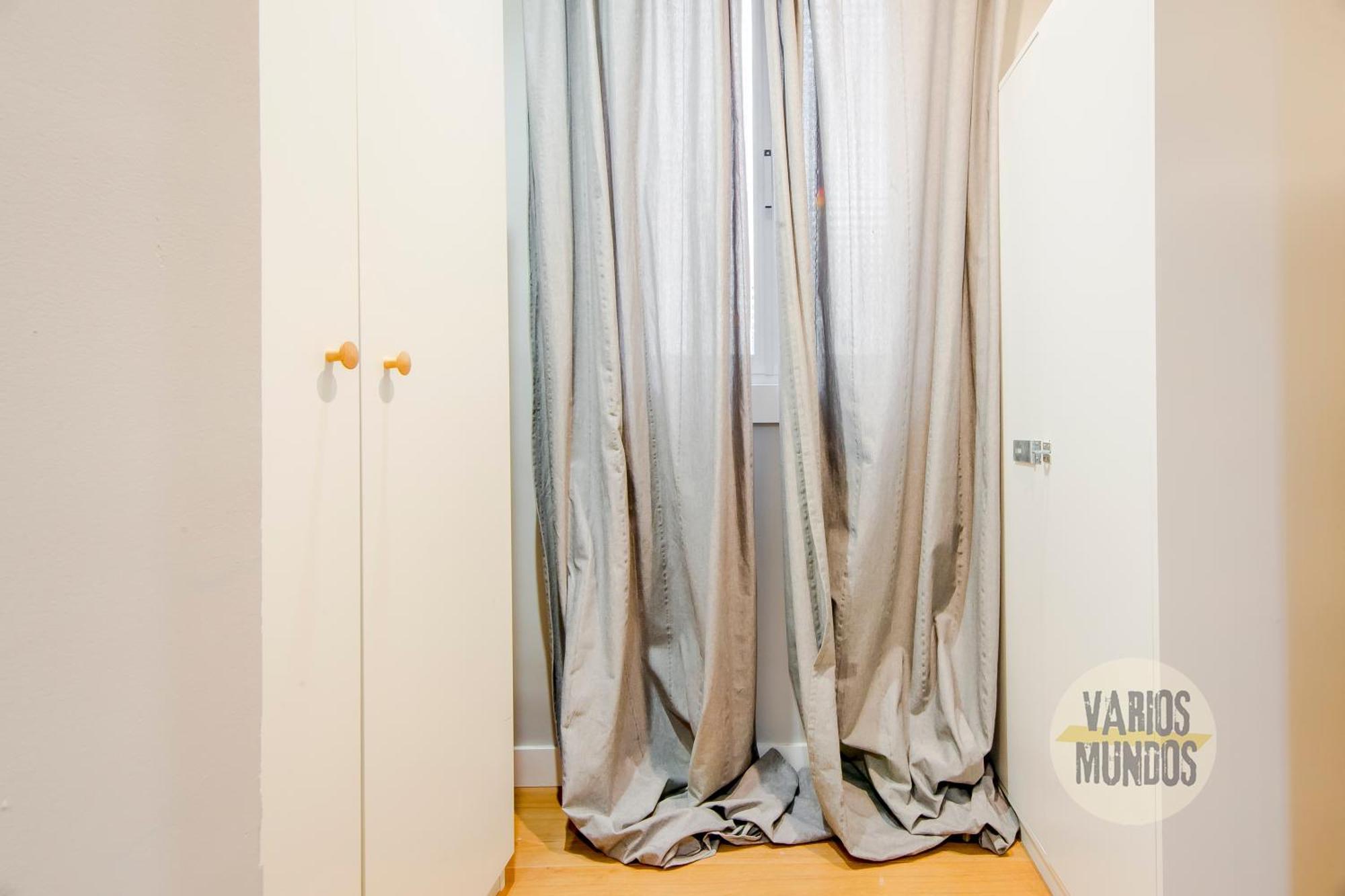Modern Apt & Cool Interior Design A 20 Metros Del Retiro E1 Мадрид Экстерьер фото